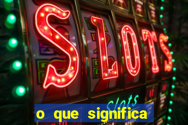 o que significa quando a luz acende sozinha