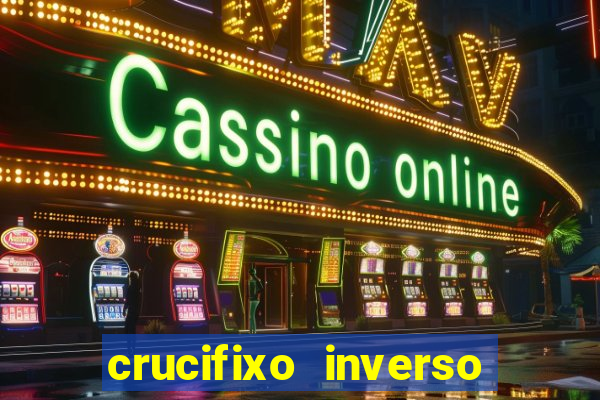 crucifixo inverso com halteres