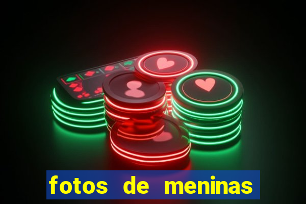 fotos de meninas fake cabelo cacheado