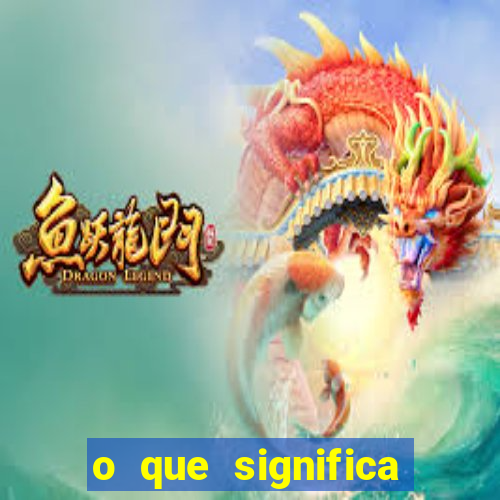 o que significa sonhar dobrando roupas