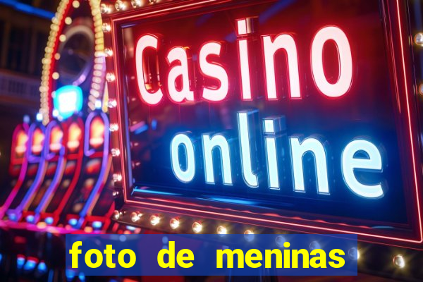 foto de meninas cacheadas fake