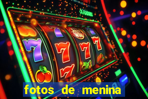 fotos de menina cacheada no espelho